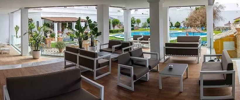 Fotos del hotel Doña Lola Zahara:  4