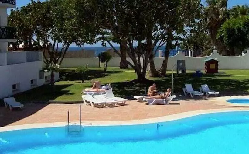 Fotos del hotel Ele La Perla:  9