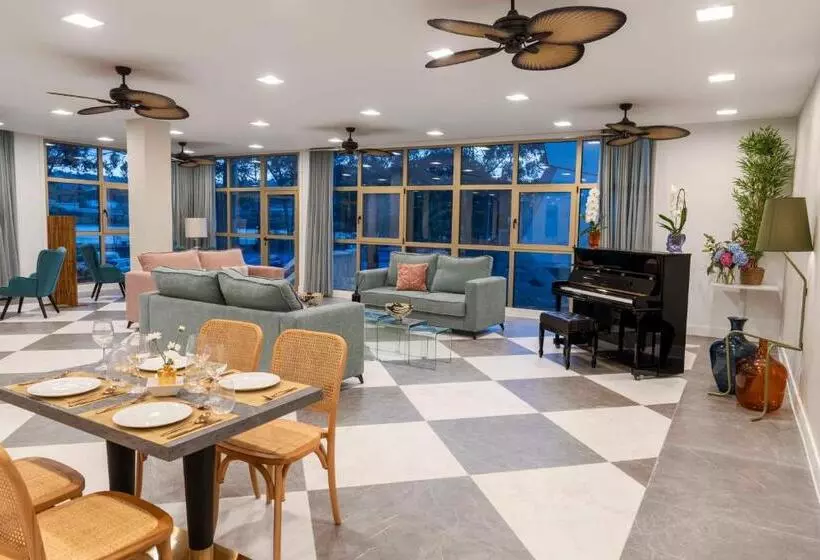 Fotos del hotel City House Rías Altas:  16