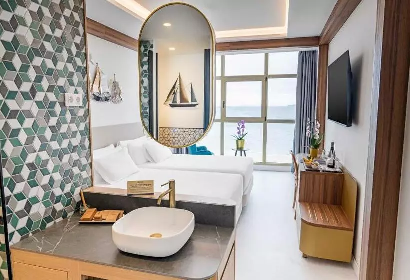 Fotos del hotel City House Rías Altas:  5