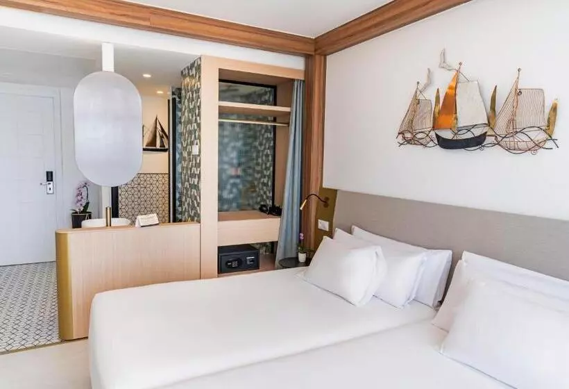 Fotos del hotel City House Rías Altas:  6