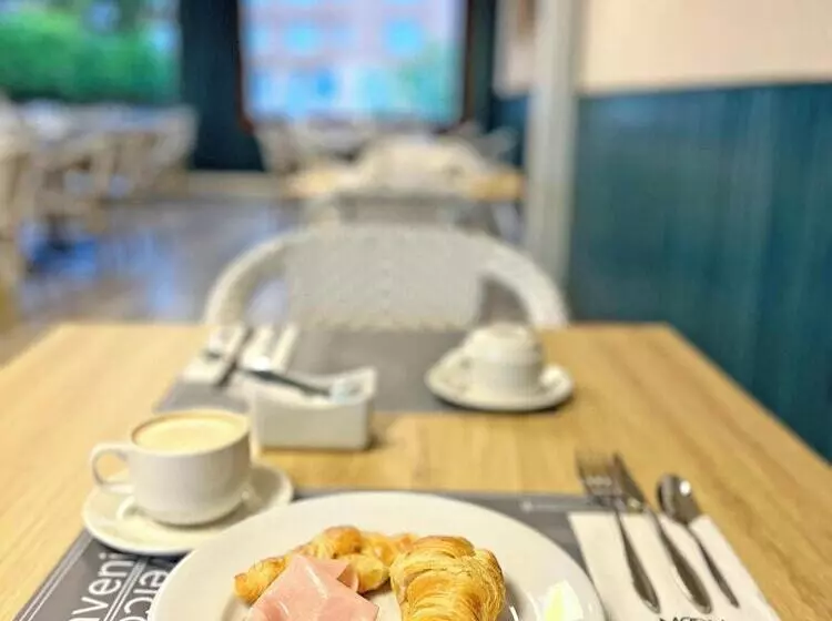 Fotos del hotel La Encina:  18