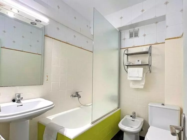 Fotos del hotel La Encina:  13