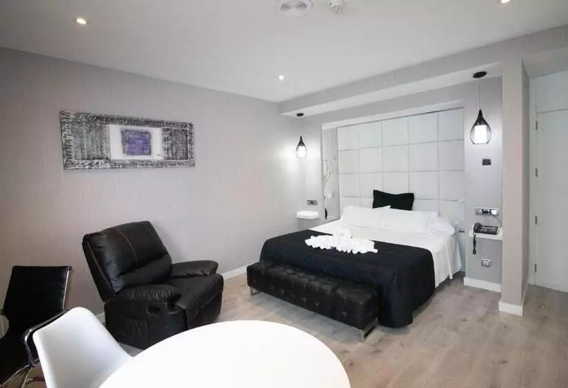 Fotos del hotel Avenida De España:  9