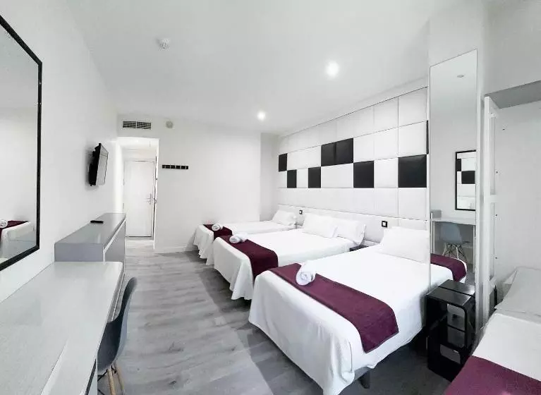 Fotos del hotel Avenida De España:  19