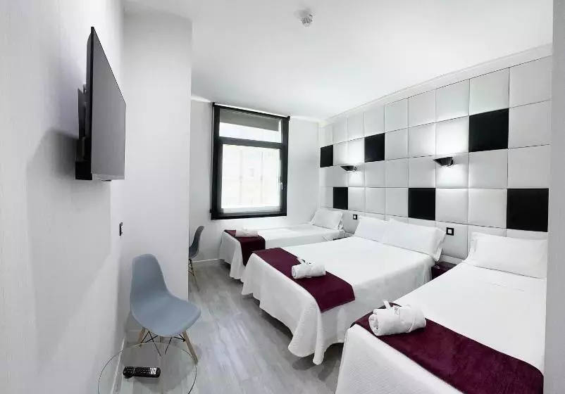 Fotos del hotel Avenida De España:  5