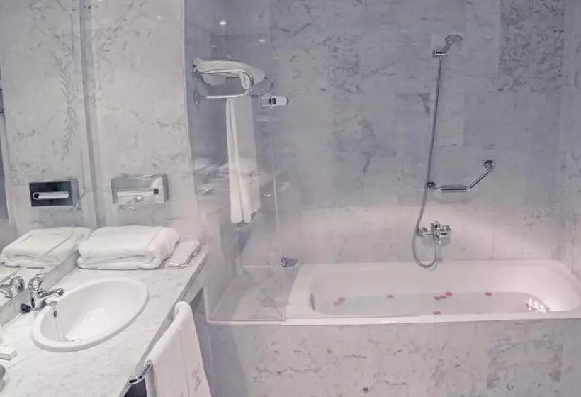 Fotos del hotel Hostería Del Monasterio De San Millan:  15