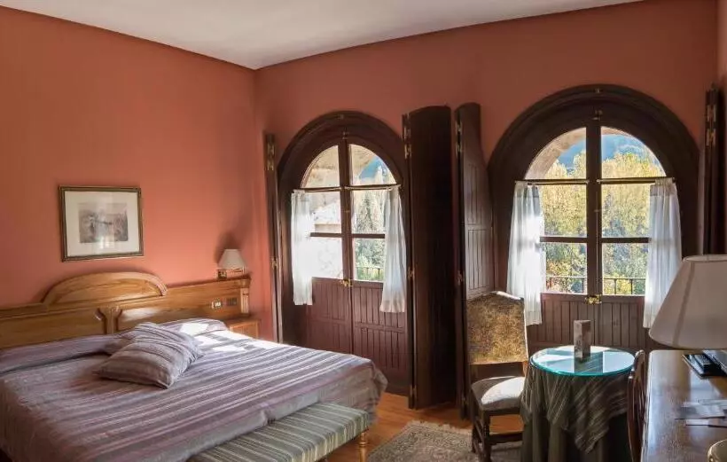 Fotos del hotel Hostería Del Monasterio De San Millan:  22