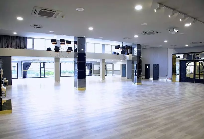 Fotos del hotel Tres Reyes Pamplona:  24