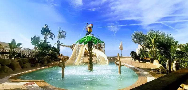 Fotos del hotel Alba Seleqtta:  7