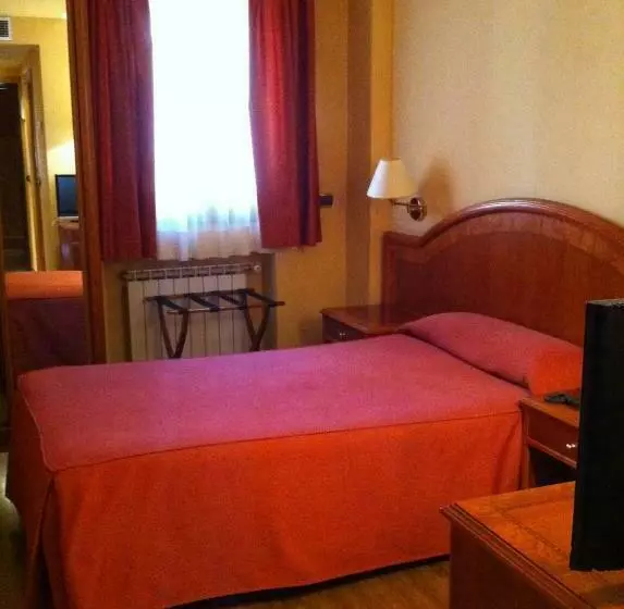 Fotos del hotel El Nogal:  12