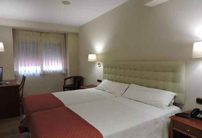 Fotos del hotel El Nogal:  8