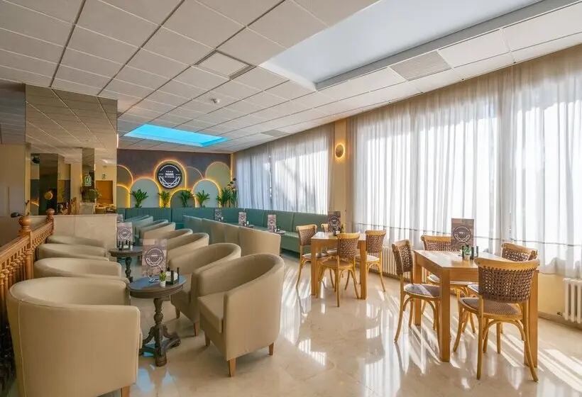 Fotos del hotel Parasol Garden:  63