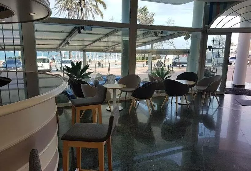 Fotos del hotel Villa De Laredo:  12