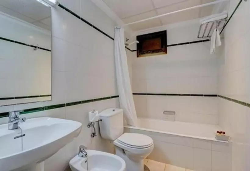 Fotos del hotel Sis Pins:  9