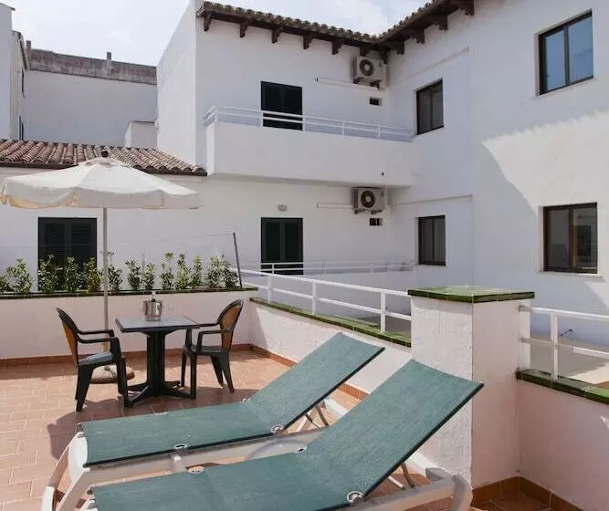 Fotos del hotel Sis Pins:  8