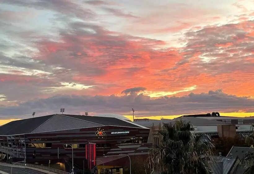 Fotos del hotel Adelaide Rockford:  8