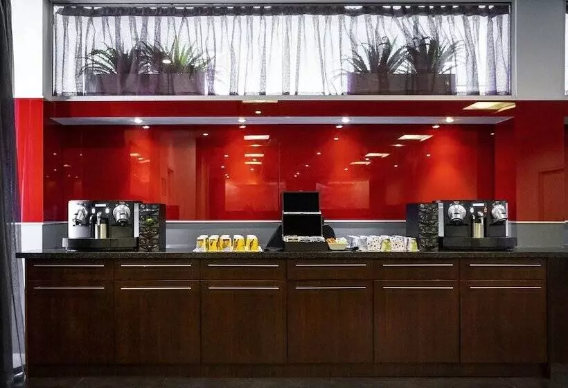 Fotos del hotel Adelaide Rockford:  9