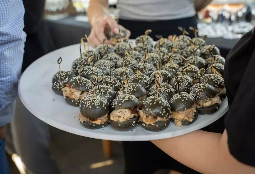 Fotos del hotel Adelaide Rockford:  3