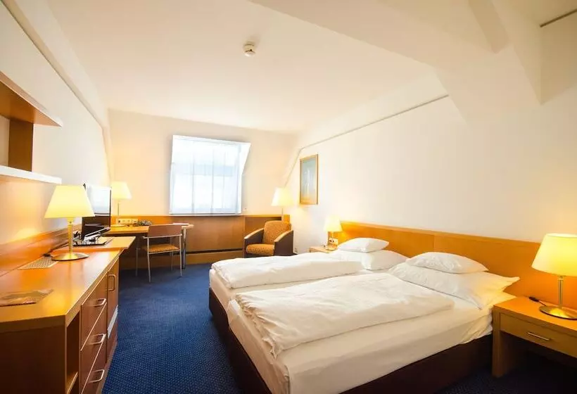 Fotos del hotel Hotel & Palais Strudlhof:  22