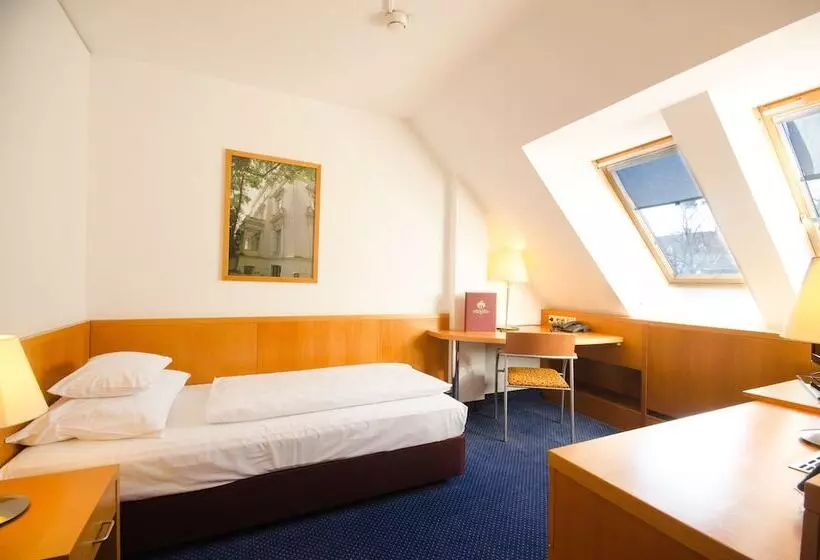 Fotos del hotel Hotel & Palais Strudlhof:  25