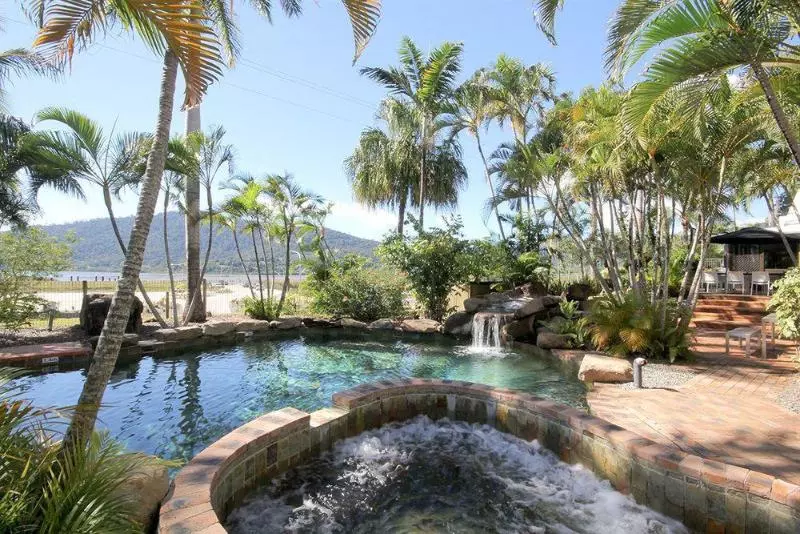 Fotos del hotel Colonial Palms Motor Inn:  6