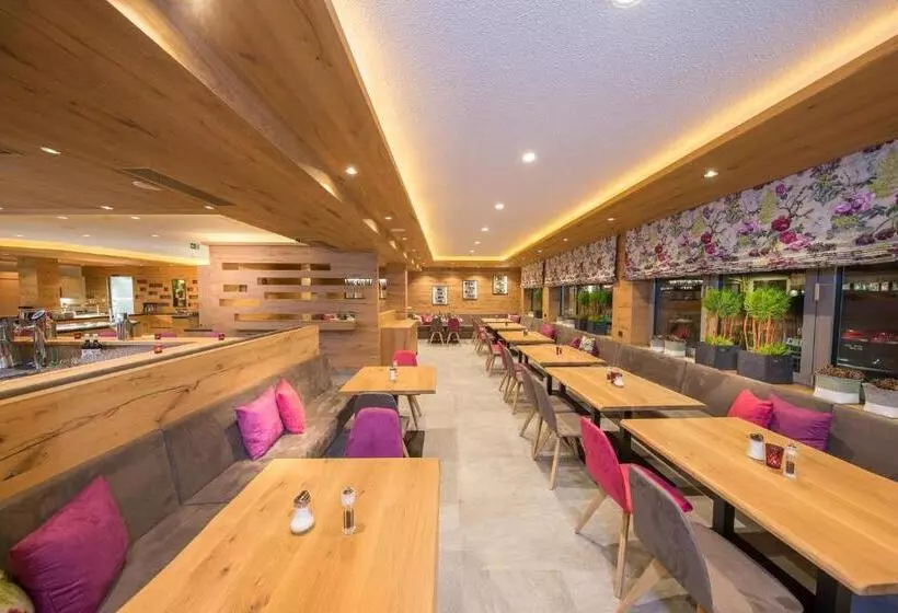 Fotos del hotel Grüner Baum:  13