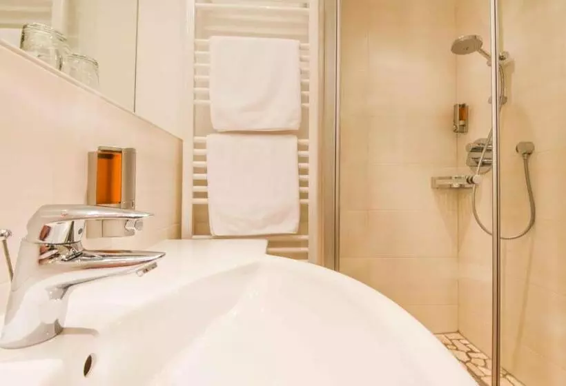 Fotos del hotel Grüner Baum:  7