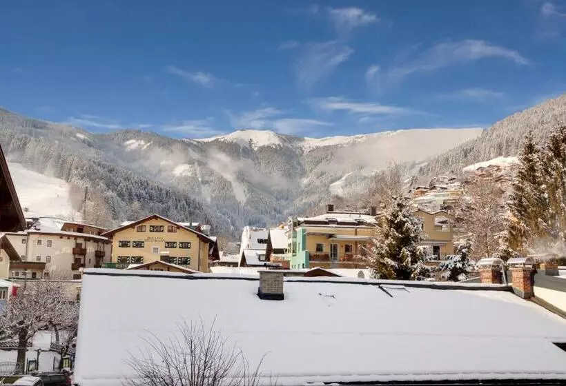 Fotos del hotel Grüner Baum:  8