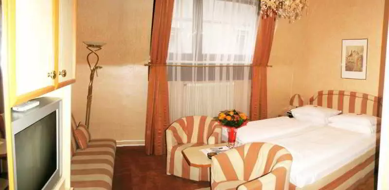 Fotos del hotel Schweizerhof:  4