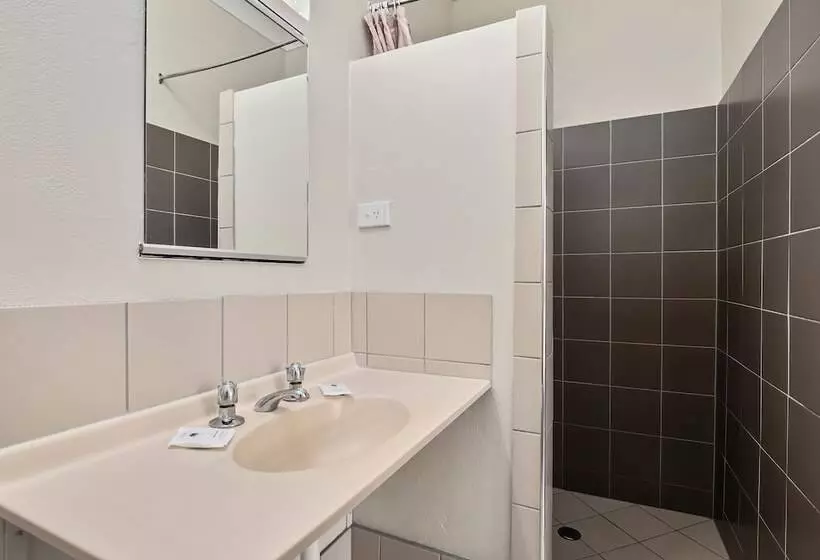 Fotos del hotel Cairns Rainbow Resort:  8