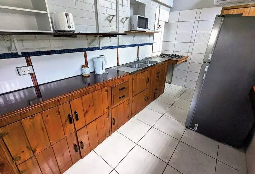 Fotos del hotel Cairns Rainbow Resort:  2