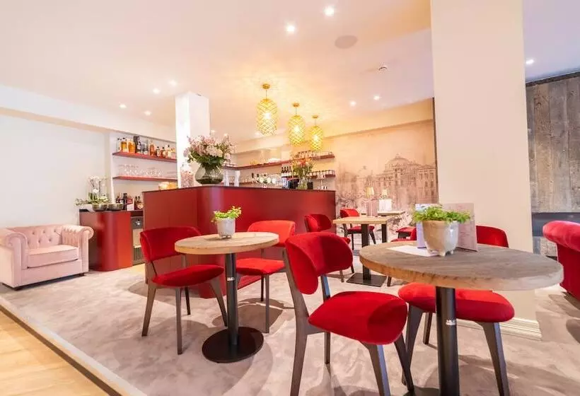 Fotos del hotel Grand Hotel Normandy:  12