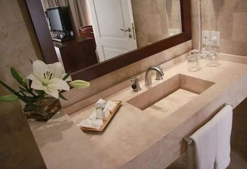 Fotos del hotel Grand King:  23