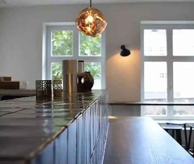 Fotos del hotel Monsieur Ernest:  5