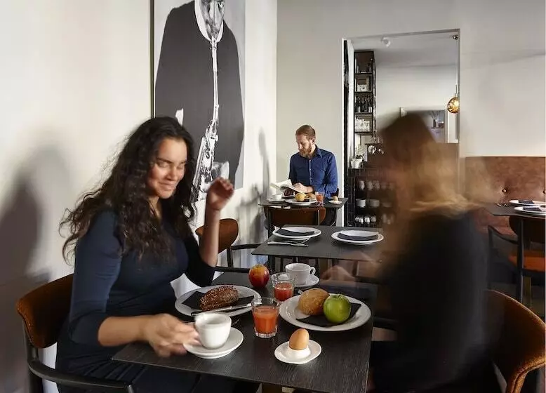 Fotos del hotel Monsieur Ernest:  14