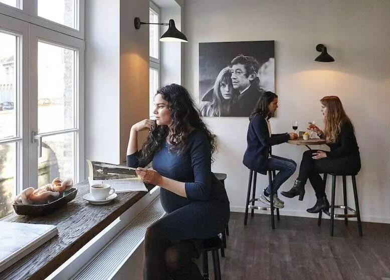 Fotos del hotel Monsieur Ernest:  17