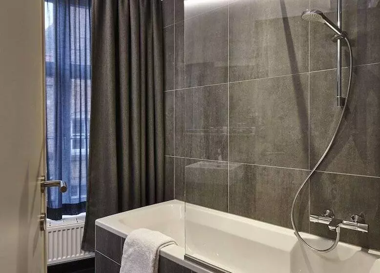 Fotos del hotel Monsieur Ernest:  18