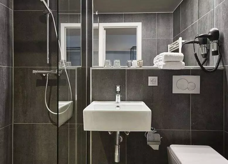 Fotos del hotel Monsieur Ernest:  15