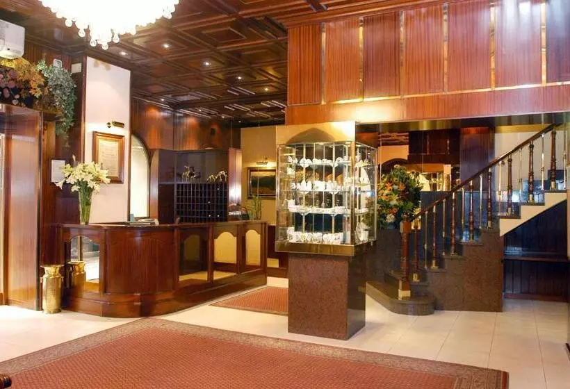 Fotos del hotel Pyrénées:  9