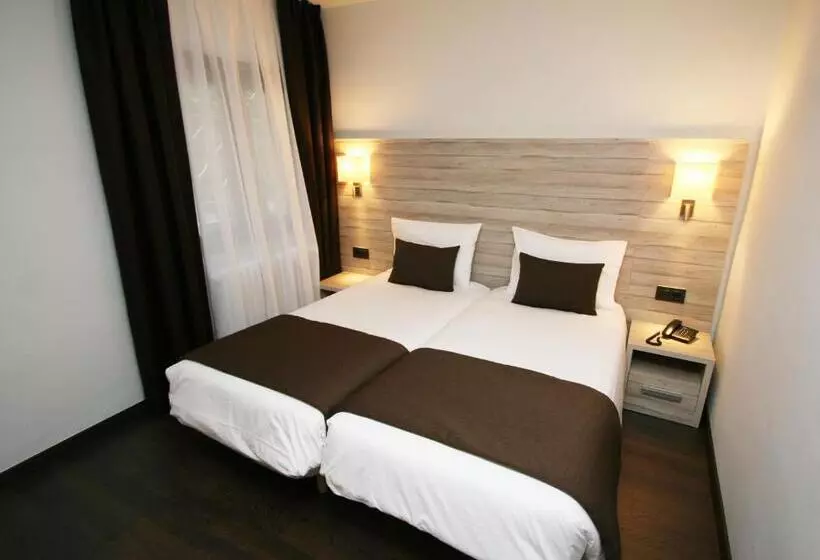 Fotos del hotel Pyrénées:  13