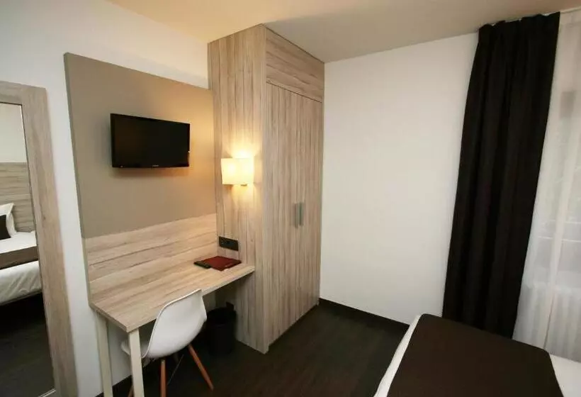 Fotos del hotel Pyrénées:  11