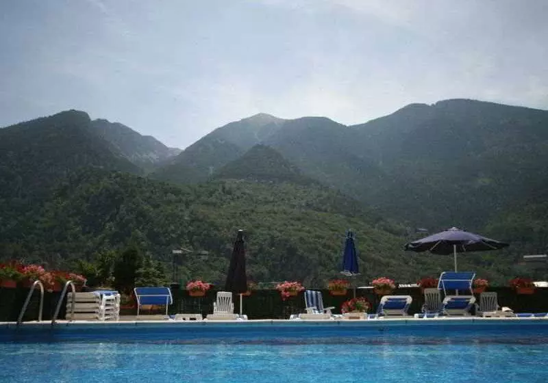 Fotos del hotel Pyrénées:  7