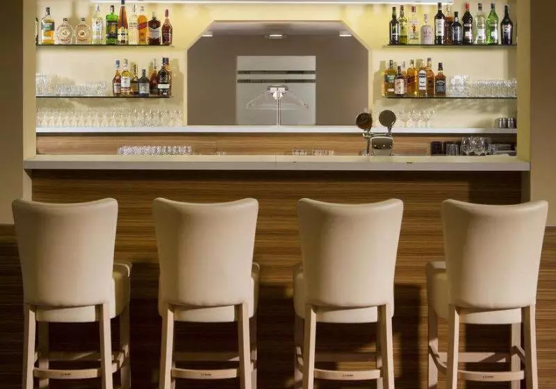 Fotos del hotel Orea  Voronez Ii Brno:  9