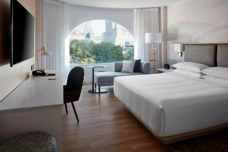 Montreal Marriott Chateau Champlain