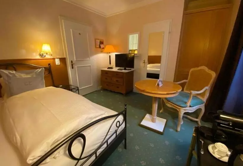 Fotos del hotel Classic Rooms By Carltoneurope Vintage Adults:  9