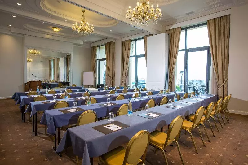 Fotos del hotel Hôtel De La Paix Lausanne:  14