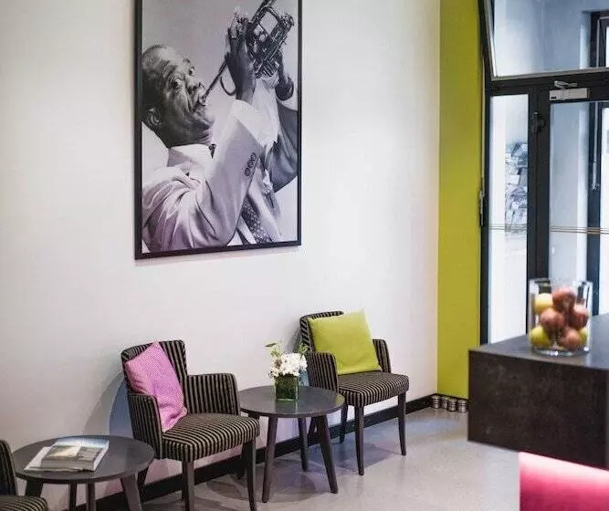 Fotos del hotel Montana:  2