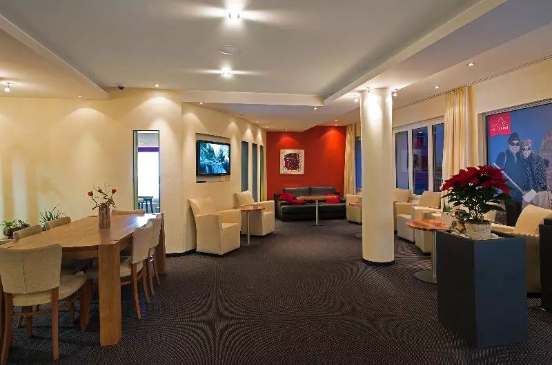 Fotos del hotel Simi:  7