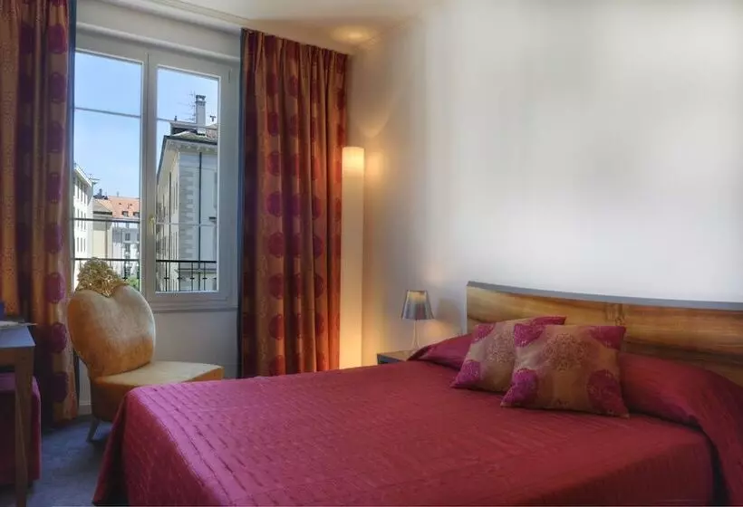 Fotos del hotel The Ambassador:  21